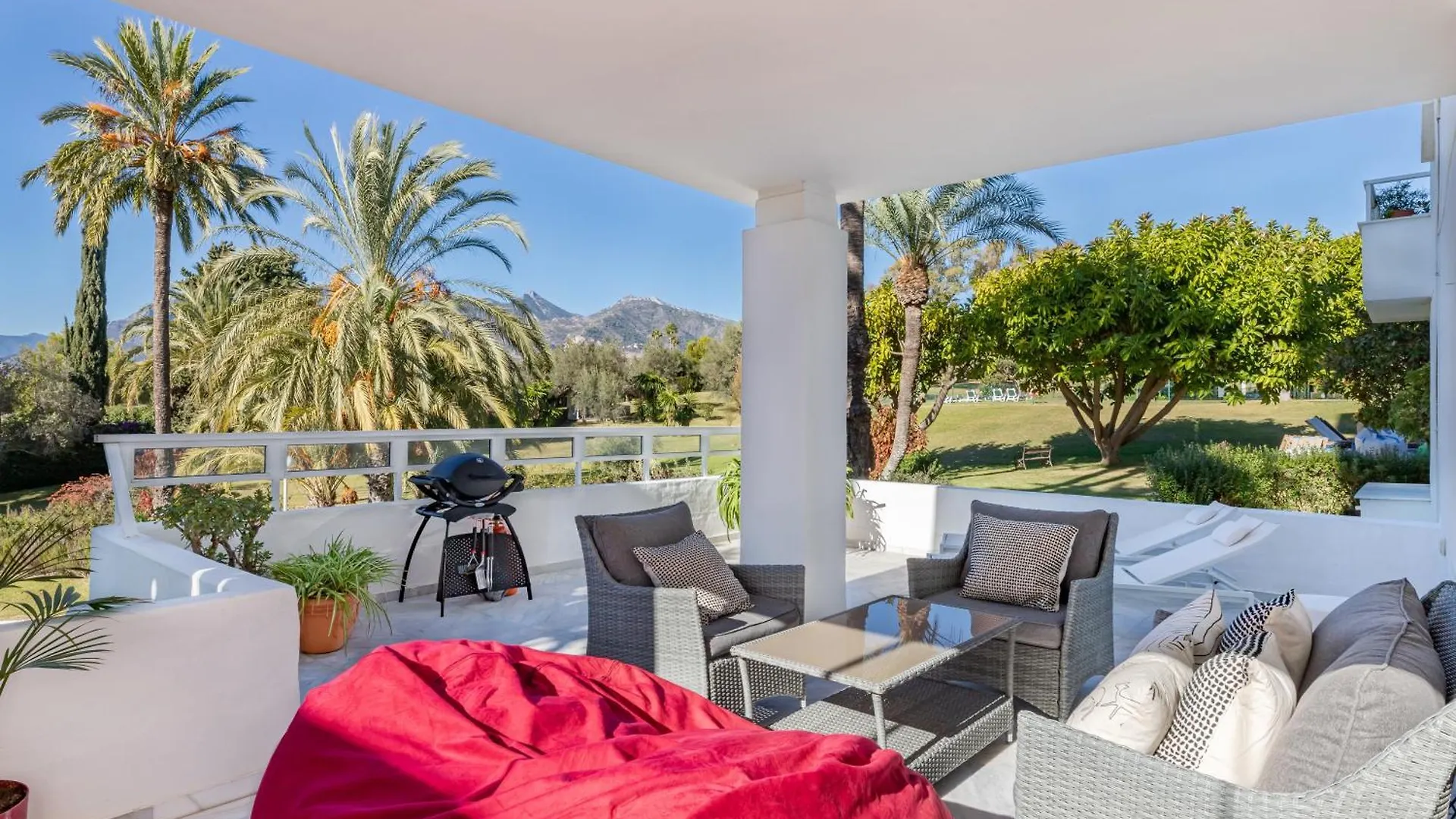 Sea Breeze House By Kura Homes Marbella Spagna
