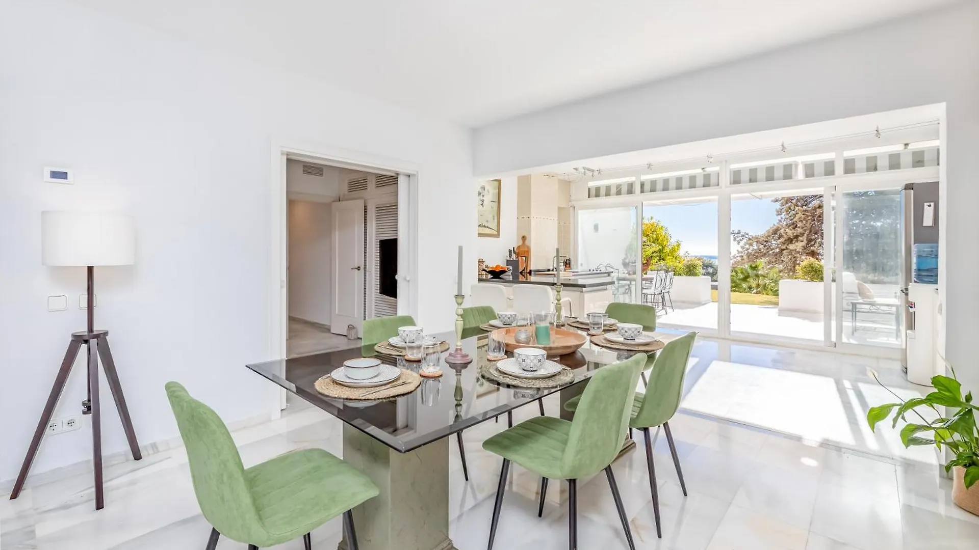 Sea Breeze House By Kura Homes Marbella Appartamento